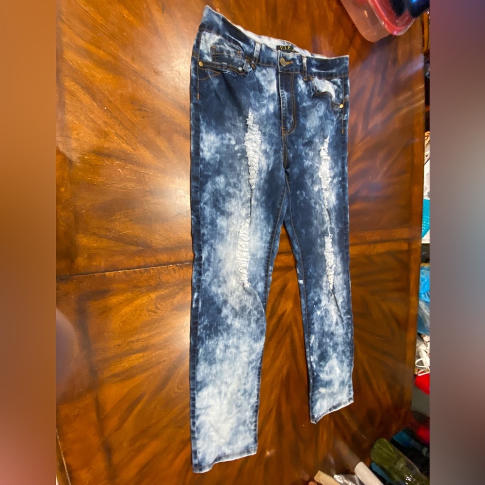 VIP NEW stretch frayed and ripped skinny jeans